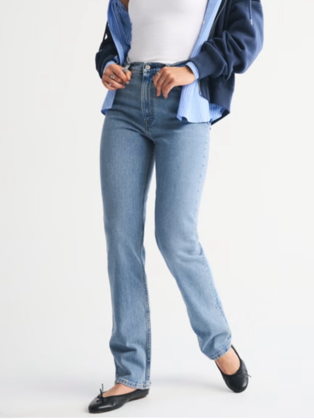 Abercrombie & Fitch Curve Love Ultra High Rise 90s Straight Jean size 27/4